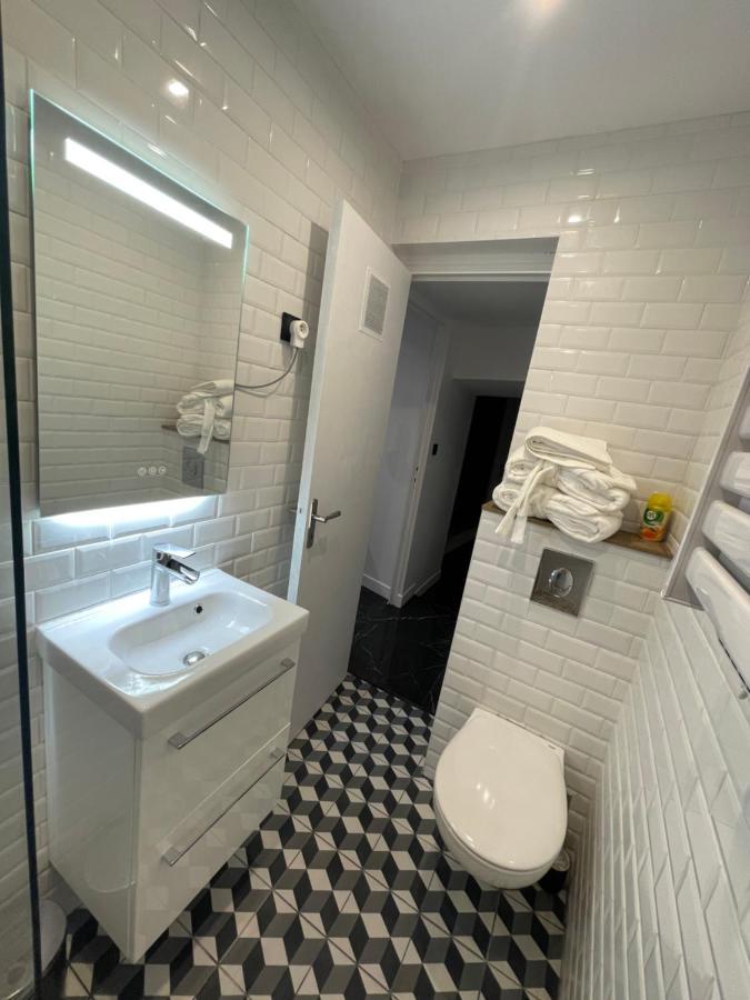 Appartement Hors Du Commun Avec Son Jacuzzi Salies-de-Béarn Exterior foto